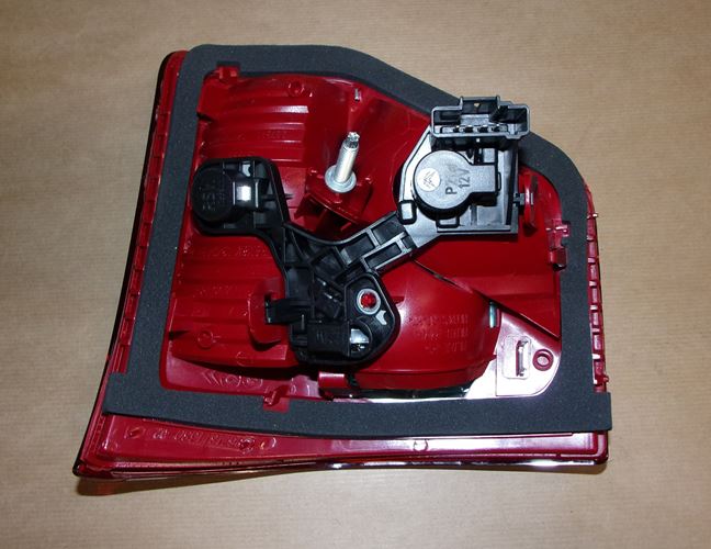 Lampa tylna Citroen C5 III prawa