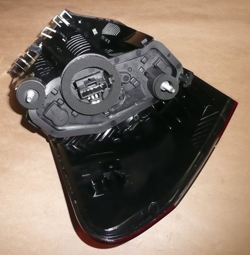 Lampa tylna Citroen C5 III prawa