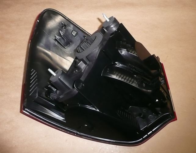 Lampa tylna Citroen C5 III prawa