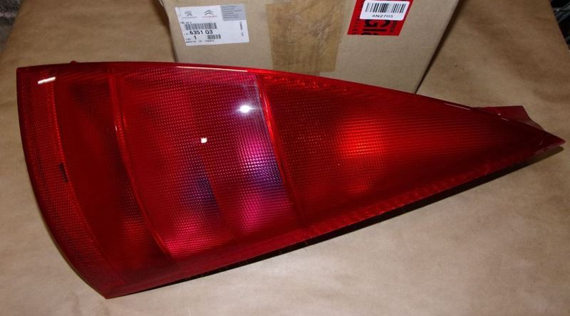 Lampa tylna Citroen C3 prawa