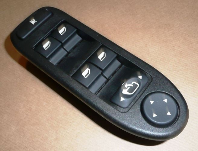 Przycisk podnoszenia i opuszczania szyb Citroen C5 II