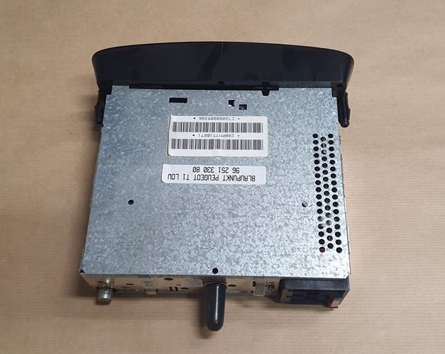 Radio Fabryczne Peugeot 206