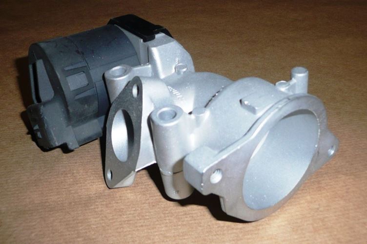 Zawór EGR Citroen C4 C5 C8 Peugeot 307 508 2.0 HDi