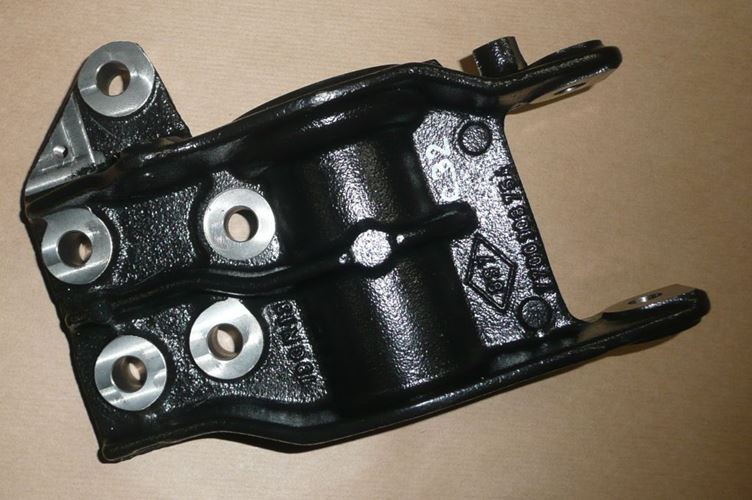 Podpora półosi Renault Master II