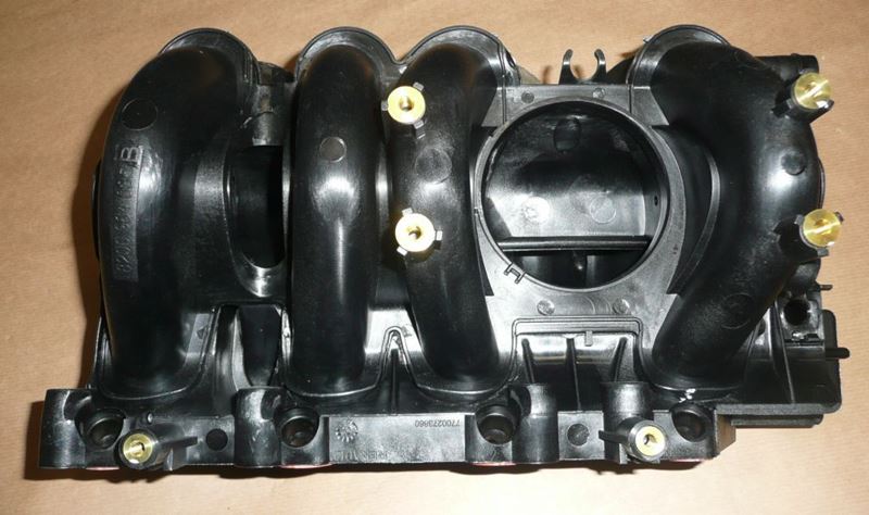 Kolektor ssący Renault Clio II 1.4