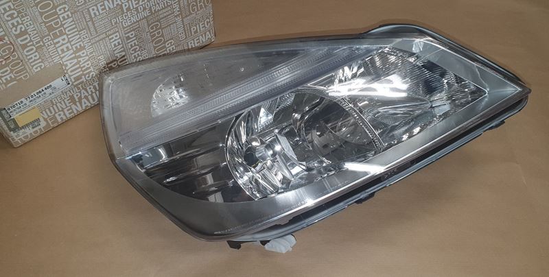 Reflektor Renault Espace IV 02-14 prawy