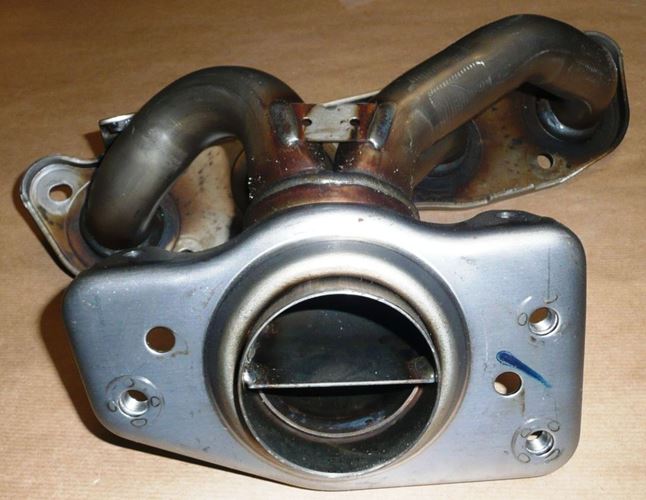 Kolektor ssący Renault Megane III 2.0 16V