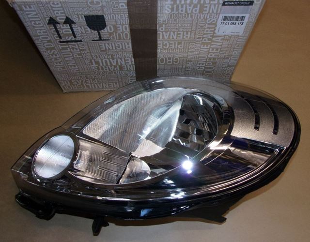 Reflektor Renault Kangoo II prawy