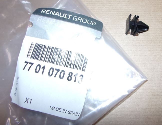 Spinka błotnika Renault Megane III