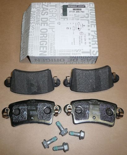 Klocki hamulcowe Renault Master 1.9 2.5 2.8 Dci tył