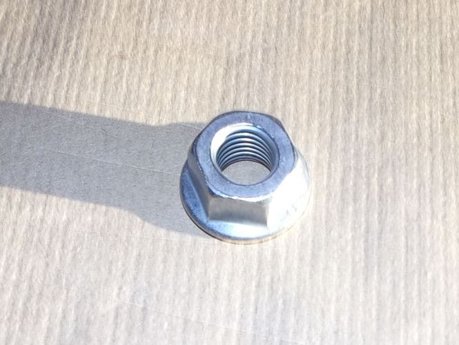 Nakrętka M10x1.25