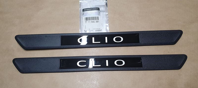 Listwa progu Renault Clio V komplet