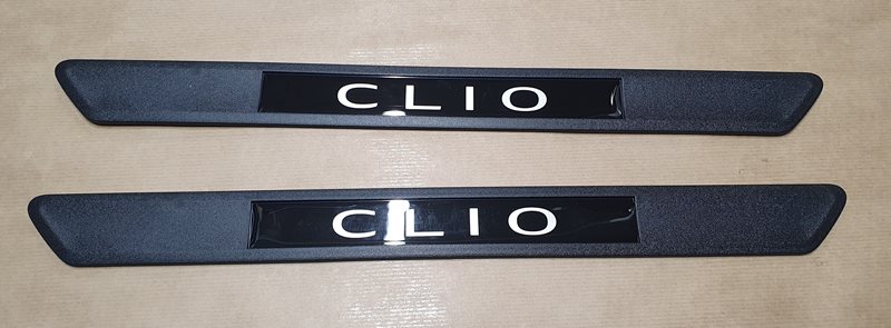 Listwa progu Renault Clio V komplet