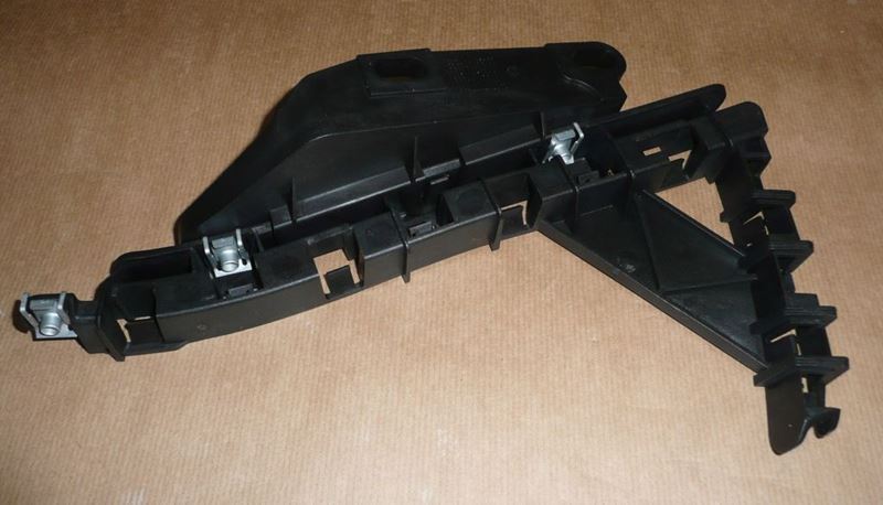 Wspornik zderzaka Citroen C4 Picasso prawy