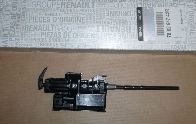 Mechanizm klapki wlewu paliwa Renault Scenic IV