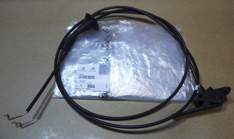 Linka maski Peugeot 406 restyl
