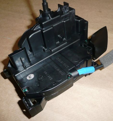 Zamek drzwi Renault Laguna III przód lewy