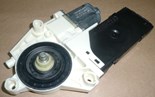 Silnik podnośnika szyby Renault Laguna III prawy