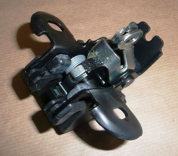Zamek drzwi Renault Kangoo