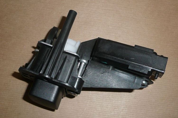 Zamek drzwi Renault Trafic II 2 PIN tył