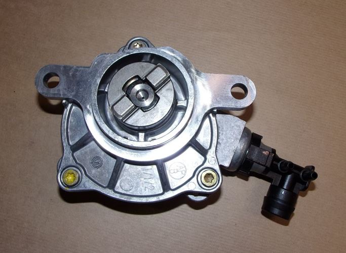 Pompa Vacum Renault Master II 2.2/2.5 Dci/Dti