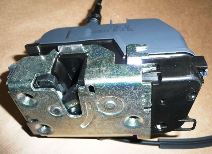 Zamek drzwi Renault Scenic II tył prawy 6 PIN