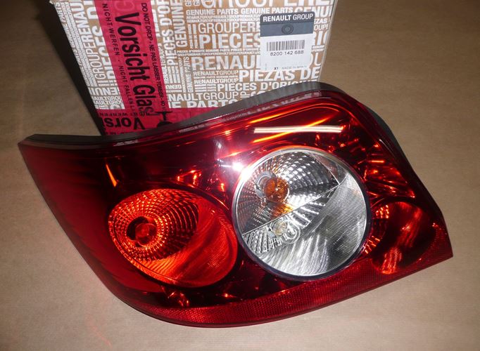 Lampa tylna Renault Megane II CC lewa