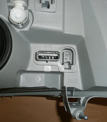 Reflektor Renault Master II prawy