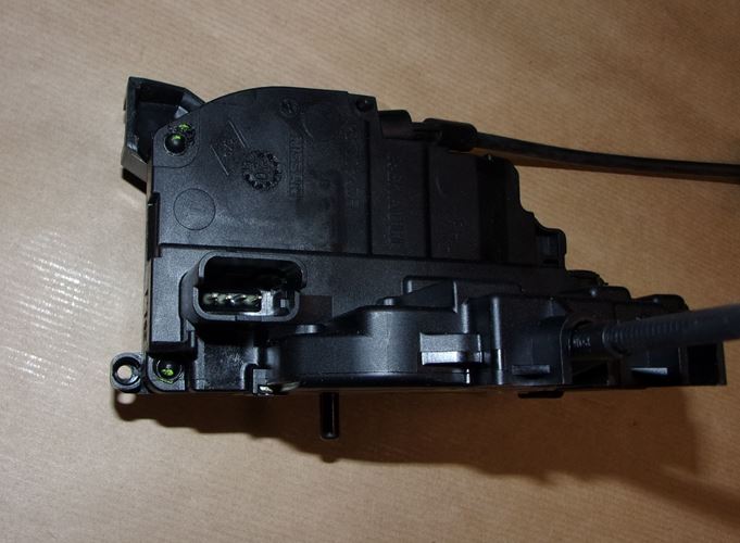 Zamek drzwi Renault Modus tył prawy 4 PIN