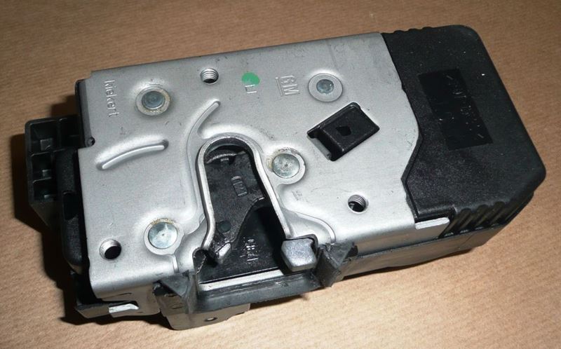 Zamek drzwi Renault Trafic II 3 PIN tył