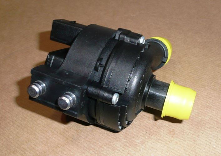 Pompka wody elektryczna Renault Master III Clio II