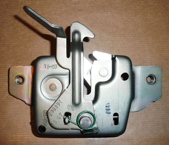 Zamek maski pokrywy silnika Renault Clio III 1.2 16V