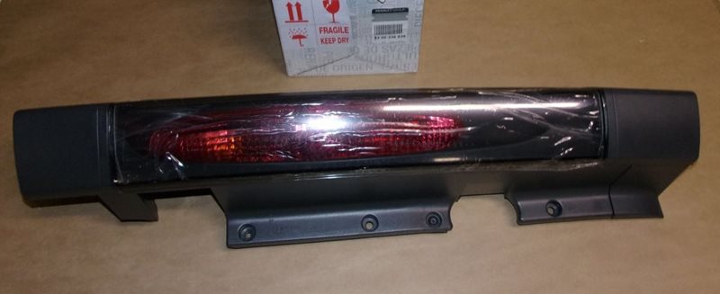 Lampa tylna Renault Trafic II lewa górna