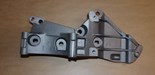 Wspornik alternatora Renault Kadjar Captur II
