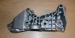 Wspornik alternatora Renault Kadjar Captur II