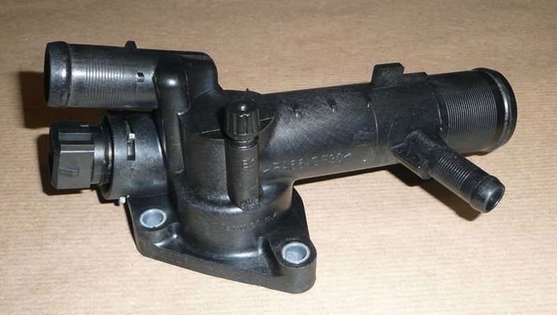 Obudowa termostatu Renault Clio II 1.5 Dci
