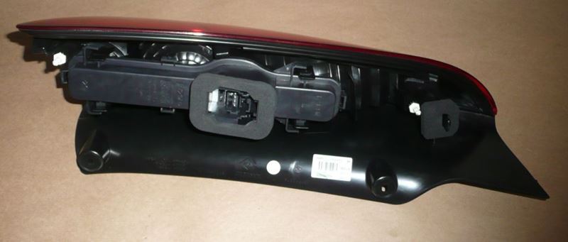 Lampa tylna zespolona Renault Espace IV prawa