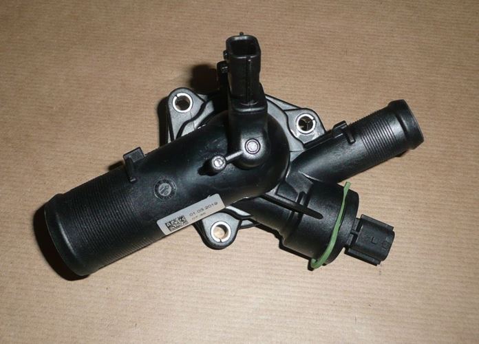 Obudowa termostatu Renault Clio III Modus