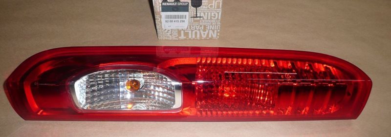 Lampa tylna Renault Trafic II lewa górna