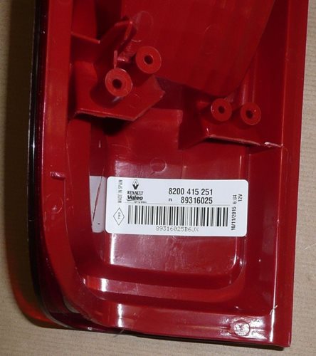 Lampa tylna Renault Trafic II prawa górna