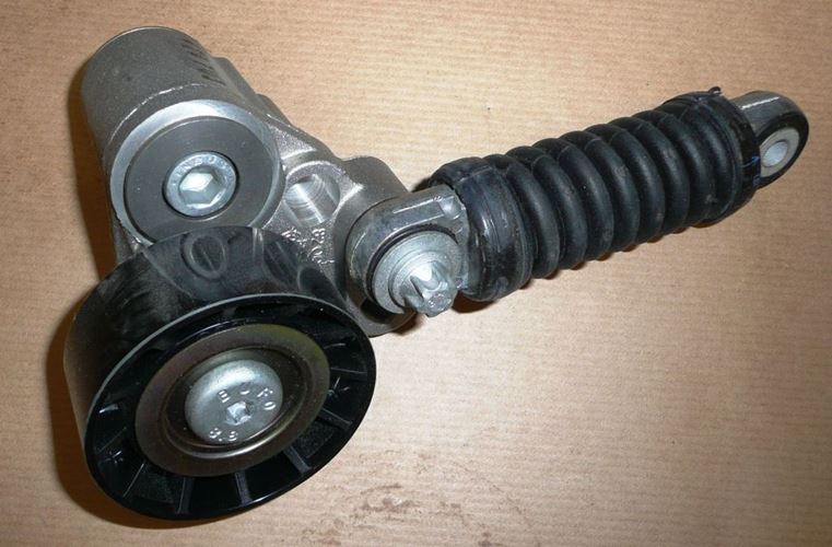 Napinacz alternatora Renault Clio II 1.6 16V