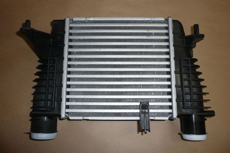 Chłodnica powietrza Renault Clio III Modus