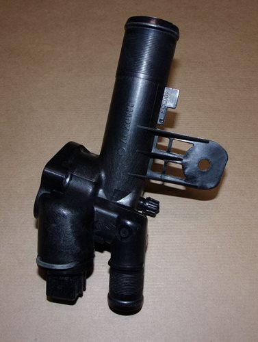 Obudowa termostatu Renault Megane II 1.5 D 03>