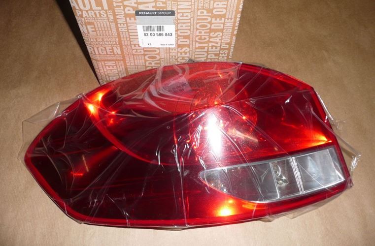 Lampa tylna Renault Clio III kombi lewa