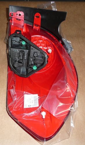 Lampa tylna Renault Clio III kombi lewa