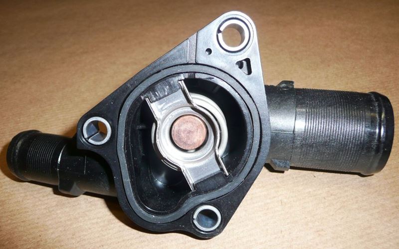 Obudowa termostatu Renault Clio III 1.2 16V