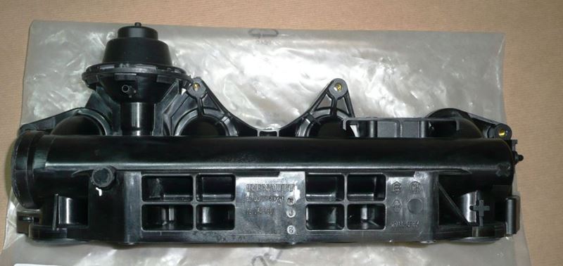 Pokrywa zaworów Renault Espace IV 2.2 Dci
