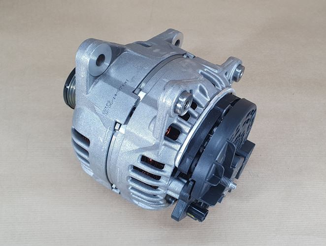 Alternator Oryginał Renault Master II 2.5 dCi