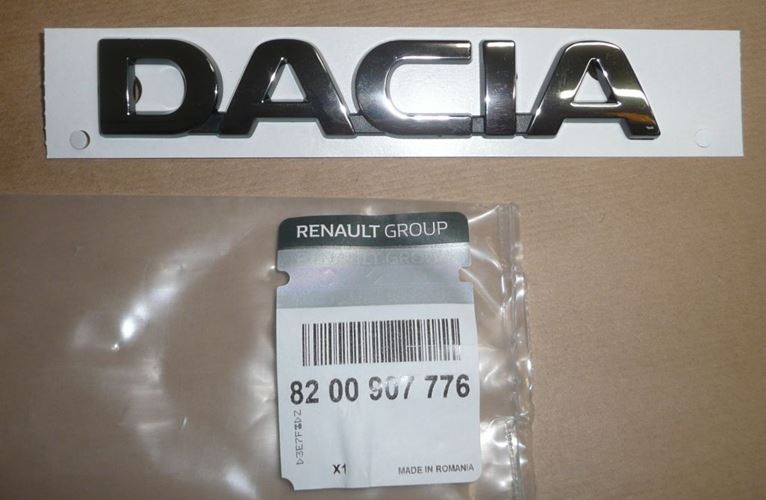 Emblemat Dacia napis tył