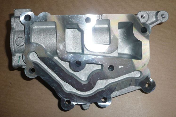 Obudowa termostatu Renault Megane II metalowa